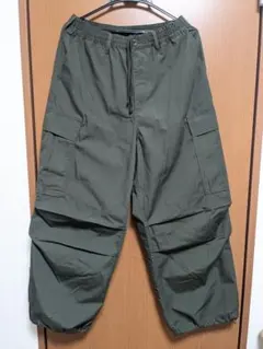 GU カーゴパンツ Mサイズ オリーブ