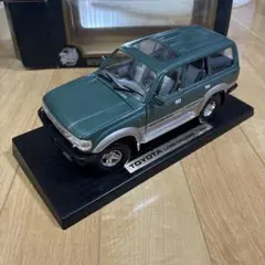 キャデラック エスカレード ESV 2003 1/18 ミニカー Y0967 - メルカリ