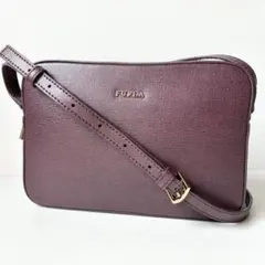 【新品】FURLA ショルダーバッグ カメラバッグ リリー ダブルファスナー