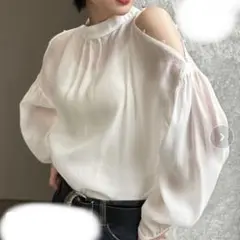 【未使用】PAGEBOY 2WAYショルダーブラウス オフホワイトのサムネイル