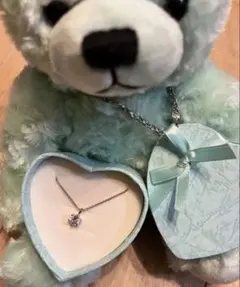 ミントグリーンテディベアとネックレスセット
