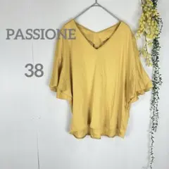 パシオーネ Vネック半袖シャツ 38(M)ベルスリーブ からし色 日本製　コーデのサムネイル