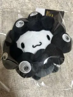 サンリオ ミャクミャク BCカラビナ 黒 シナモン シナモロール 万博