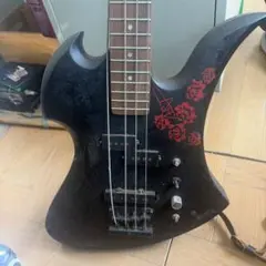 BC Rich Mockingbird Bass モッキンバード ベースのサムネイル