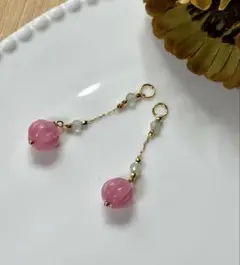 ✨✨★天然石 メロンカービング ピアリングチャーム ピアス✨✨