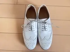que ウィングチップ　レザーシューズ