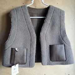 クリスマスSALE‼️studio CLIP E-リバーシブルショートベスト