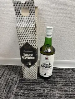 ブラック&ホワイト ブキャナンズ チョイス オールド ティンキャップ