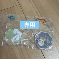 ちいかわ　きゃらシャカチャームグミ　ハチワレ＆シーサー2つセット