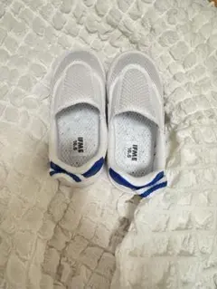 IFME スリッポン 白スニーカー 16.5cm 内履き運動足育体操