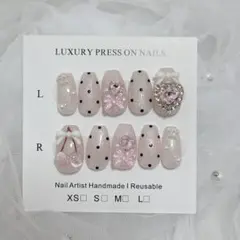 Item thumbnail for item c8e419e8-77ad-4bd5-999f-73ac24bca3d4