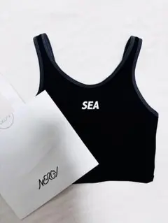８日限定値下（水陸両用）NERGYナージー　スポーツブラ ヨガウェア水着Lavaのサムネイル