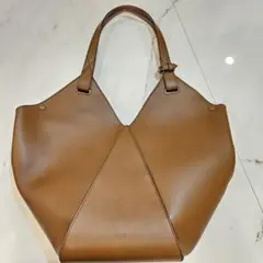 2年保証書付　BALLY AHRIAレザートートバッグ ブラウン（美品）