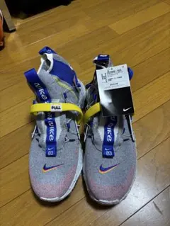 Nike スニーカー グレー/ブルー/イエロー