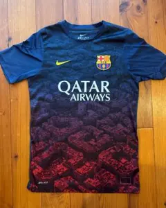 FCバルセロナ　プレマッチシャツ　サイズＭ　NIKE
