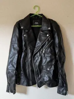 ZARA　ブラック　フェイクレザーダブルライダースジャケット