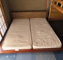 【引取or配送限定】アジアンテイストベッド　クイーン　ウォーターヒヤシンスラタン