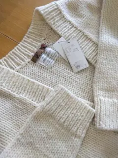 [新品タグ付]　アーバンリサーチドアーズ　長袖カーディガン　ONEサイズ