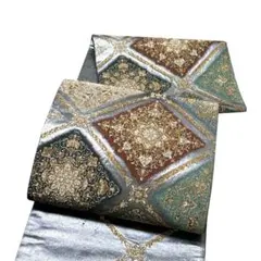 A 186袋帯 六通柄 【菱天井唐草華文 】金糸　刺繍　美品 正絹 着物