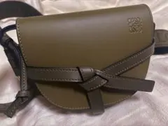 本日限定値下げLOEWE ゲートデュアル ミニ グリーンのサムネイル