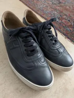 HERMES レザー スニーカー ネイビーのサムネイル
