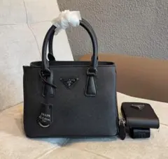 ✨美品✨ ブラック ハンドバッグ