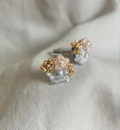 星とさざなみのピアス　華奢　ピアス　お花　海　小ぶり　フェミニン　デート　アクセ