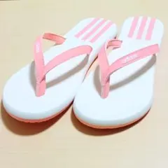 【新品箱付】アディダスadidas ビーチサンダル 24.5cm 軽量 ピンク白のサムネイル