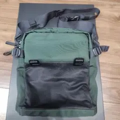 IS/IT イズイット　ワンショルダーバッグ