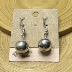 シルバーピアス