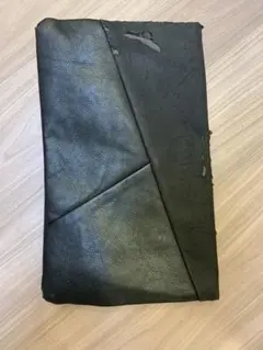 GRAESS 黒 クラッチバッグ