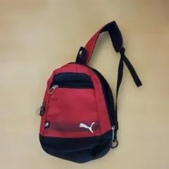 Puma ボディバッグ 赤と黒