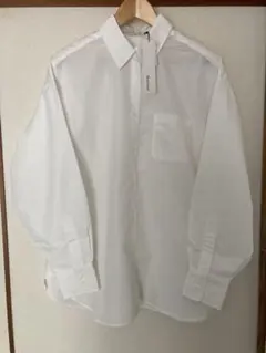 未使用品　Alma design レディース　ホワイト オーバーサイズシャツ