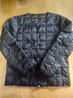 美品　TAION タイオン インナーダウン メンズL　ブラック