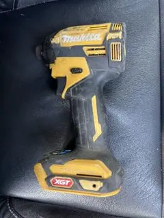 Item thumbnail for item beec56c9-af86-428a-8f0f-7569d0bb667f