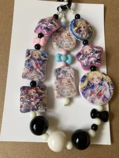 キャラクターストラップ