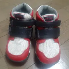 moon STAR 赤白黒 ハイカットシューズ　18cm