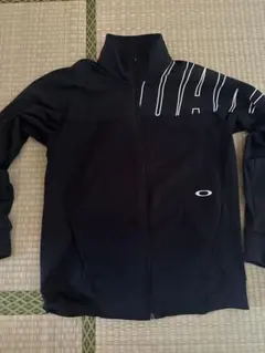 Oakley パフォーマンスフィット ブラックジャージ L