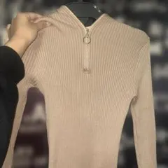 ハーフジップ リブニットワンピース ベージュ