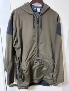 Nike ナイロンジャケット Mサイズ オリーブグリーン