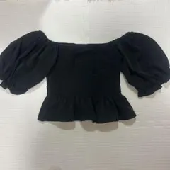 まとめ買いで300円でお譲り♩半袖　黒　オフショル