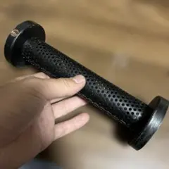 バイク用 インナーサイレンサー 汎用 ６７mm パンチング加工のサムネイル