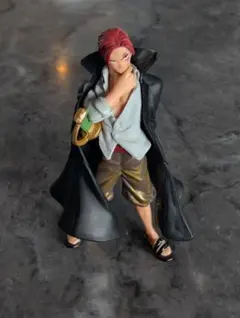 ONE PIECE シャンクス フィギュア