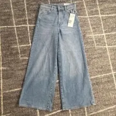 H&M ハイウエスト ワイドフィット デニム