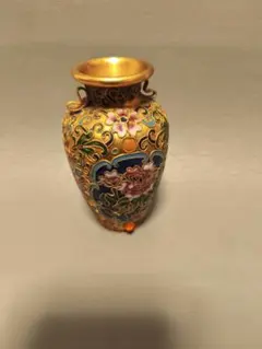 【希少】中国古玩 景泰藍 掐絲琺瑯 金地 牡丹紋 小花瓶 高さ10cm 骨董