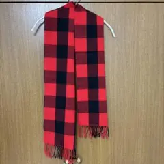 ユニクロ　赤と黒のチェック柄マフラー