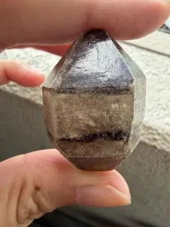 コーヒーカラー水晶（両錐水晶タイプ） 中国貴州省産