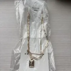 GU チェーンネックレス 定価590円　イニシャルSのサムネイル