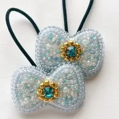 [ハンドメイド]キラキラビジューのりぼんヘアゴム 2つセット 淡いブルー