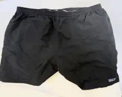 patagonia 黒 L ショートパンツ